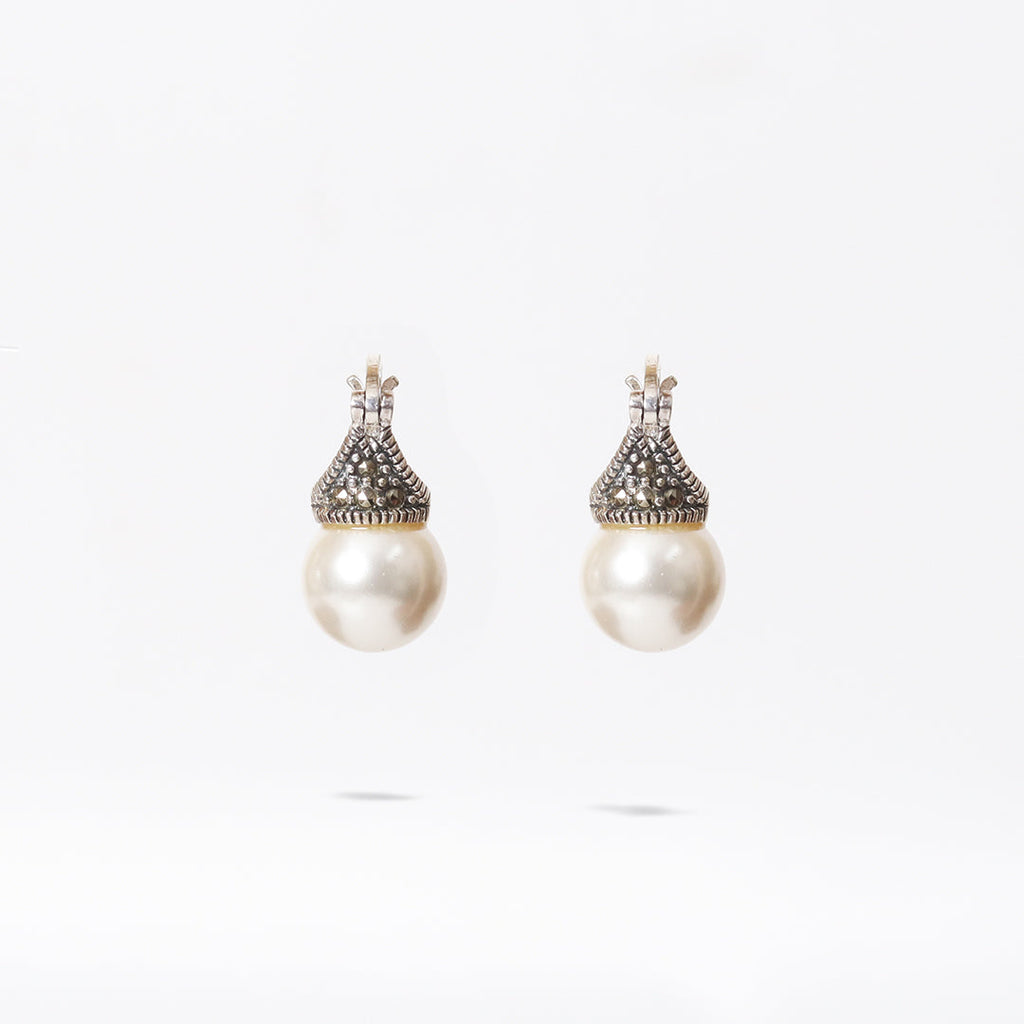 Elegant Hoop Earrings – Lightweight Daily Wear