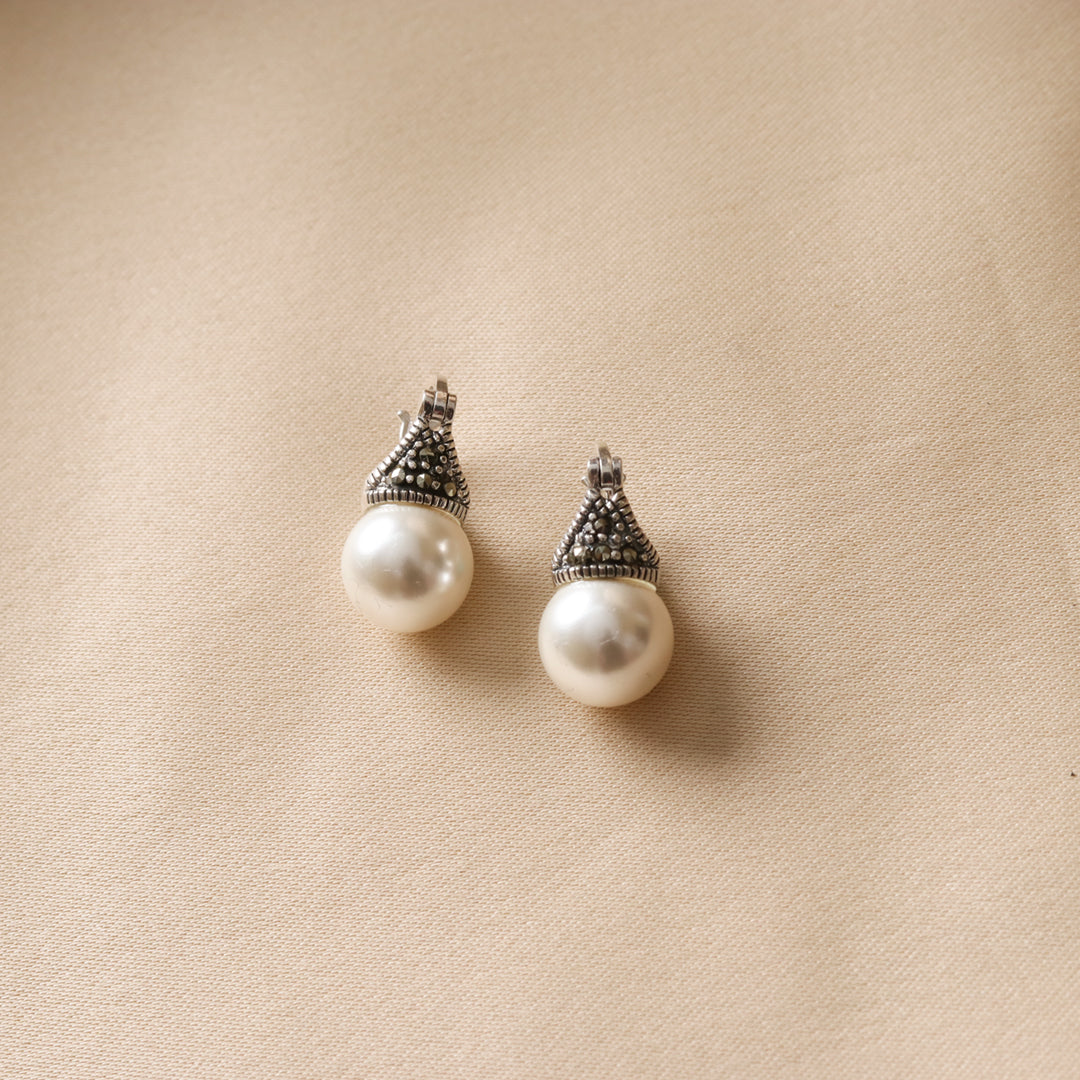 Elegant Hoop Earrings – Lightweight Daily Wear