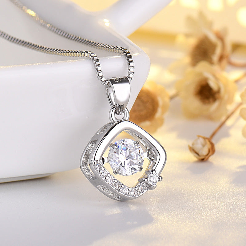 Square Dynamic Necklace For Women Light Luxury Niche Design